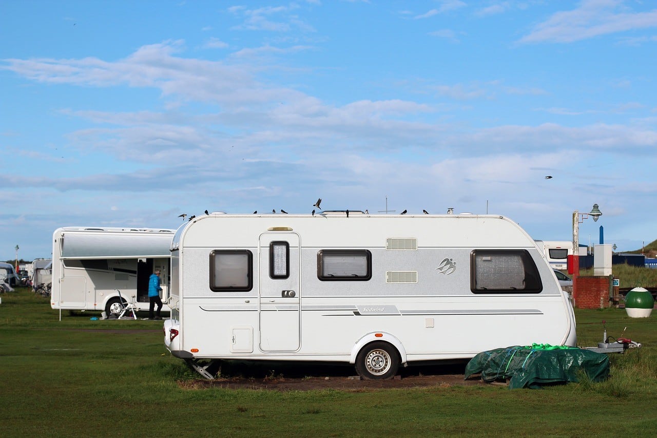 Caravan, Camping